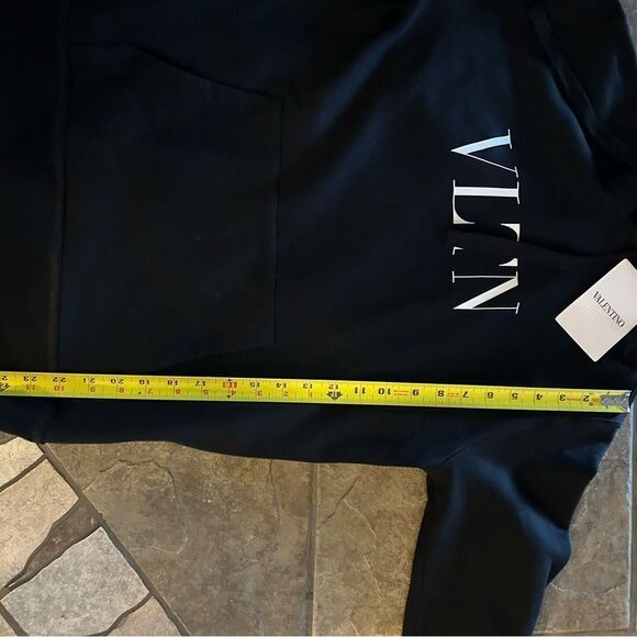 Men’s Valentino logo pullover hoodie size small fits like medium made in Italy - Picture 4 of 8